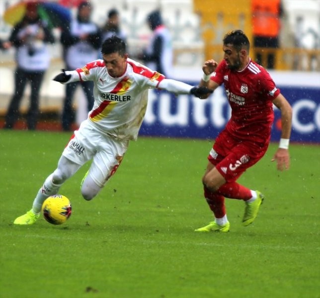 Demir Grup Sivasspor - Göztepe maçından kareler - Resim: 9