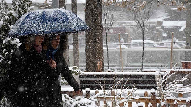 Meteoroloji uyardı: Balkanlar üzerinden gelecek, sıcaklıklar 15 derece düşecek!