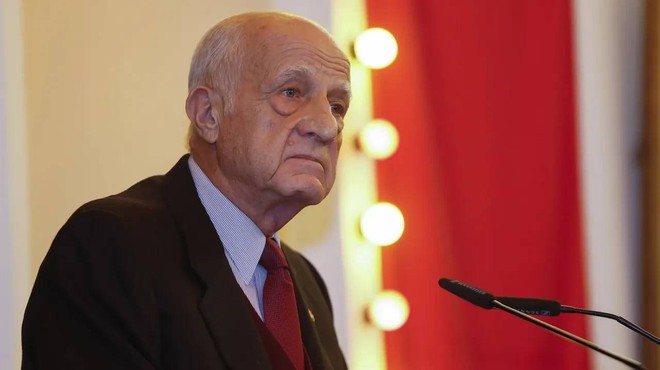 İnan Kıraç'a 44 Yıl Sonra Büyük Şok! Sona Erdi
