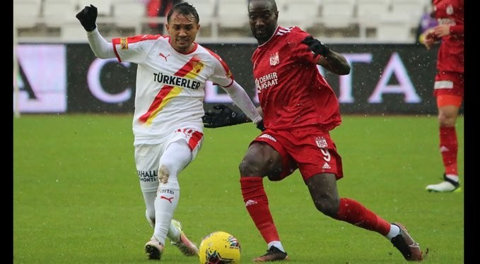 Demir Grup Sivasspor - Göztepe maçından kareler - Resim: 4
