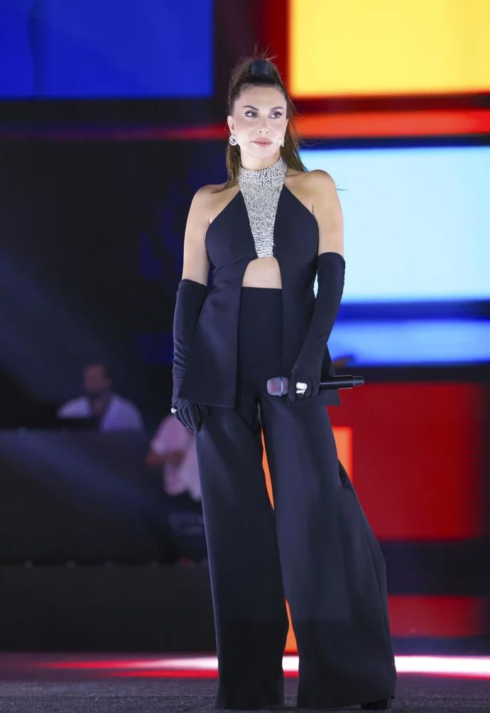 Ebru Yaşar Nevşehir’de Tarih Yazdı… On Binler Tek Yürek Oldu, Sözleri Büyük Alkış Aldı - Resim : 2