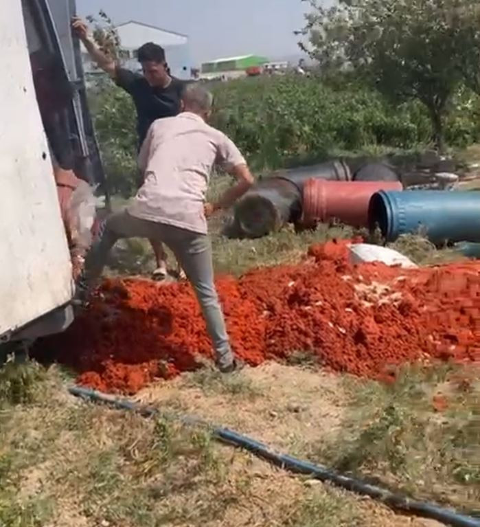 Salça Diye Zehir Satmışlar! Hem de Tonlarca... Vatandaşa Bu Reva mı? - Resim : 1