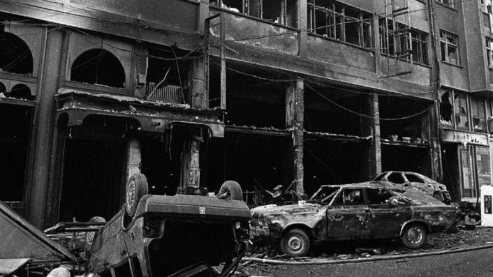 İnsanlığın 'Yandığı' Kara Gün! Madımak Katliamı 32'nci Yılında... - Resim : 3