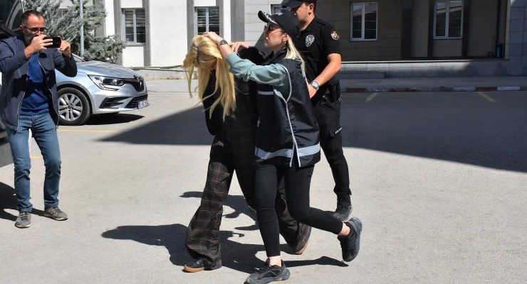 'Vanlı Kara Haydar' Soruşturmasında Şok Detay! 43 Milyon Liralık Düğündeki 97 Takının 76’sı Altın Çıkmadı - Resim : 1