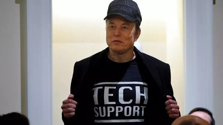 Donald Trump İmzaladı: Elon Musk'ın Yetkileri Genişledi: Toplu İşten Çıkarmaları Hızlandıracak - Resim : 1