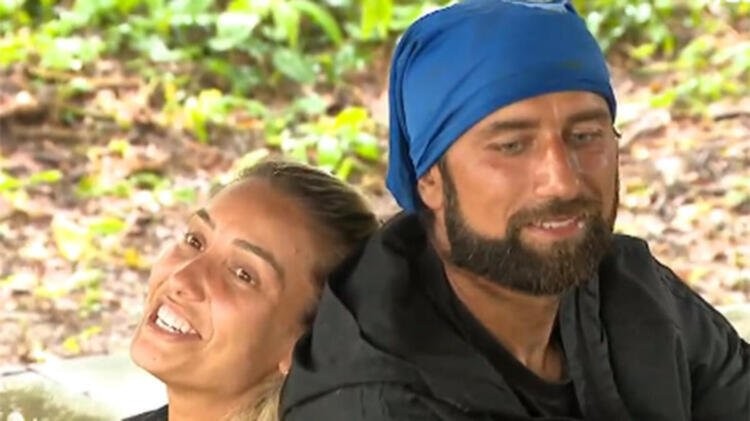 Yasin Obuz devreye girdi... Survivor Evrim Keklik ile Demet Akalın arasındaki buzlar eridi! - Resim: 5