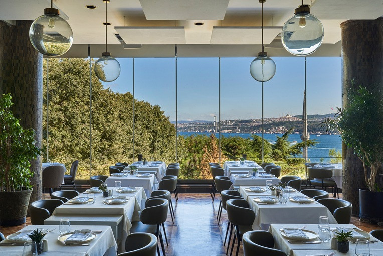 Şehrin Manzarasıyla Harmanlanan Kadim Bir Sofra - Resim : 2