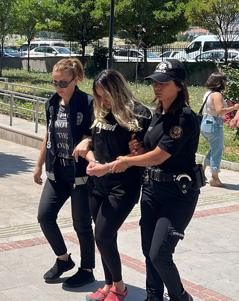 Burdur'daki Vahşet Davasında Karar: 'Kızımı Bile Bile Öldürttü' - Resim : 2