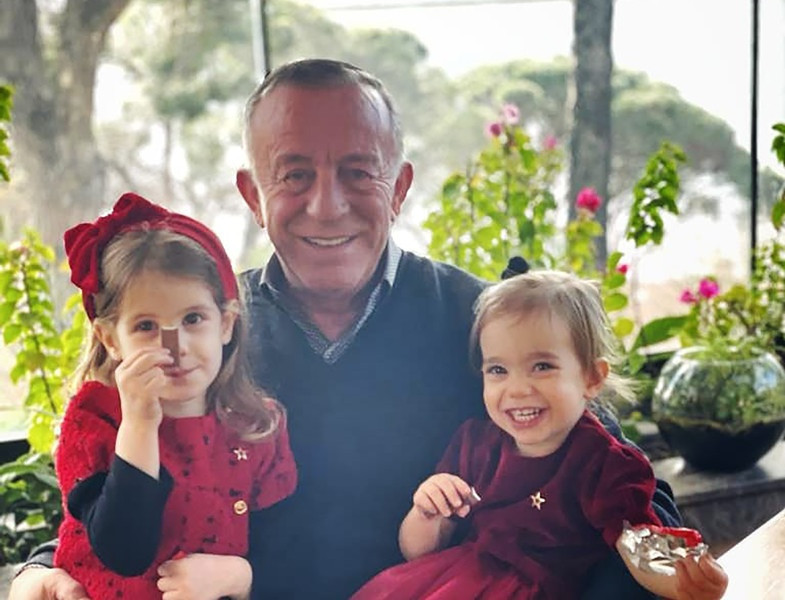 Ünlü İş İnsanı Ali Ağaoğlu 5. Torunda da Geleneğini Bozmadı! 'Cömert Dede'nin Yeni Lüks Sürprizi Yolda - Resim : 2