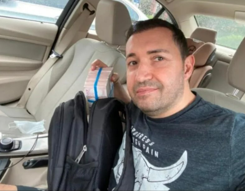 Profesörü Önce Dolandırdılar Sonra Darp Ettiler: 'Saflığımı Kullandılar' - Resim : 1