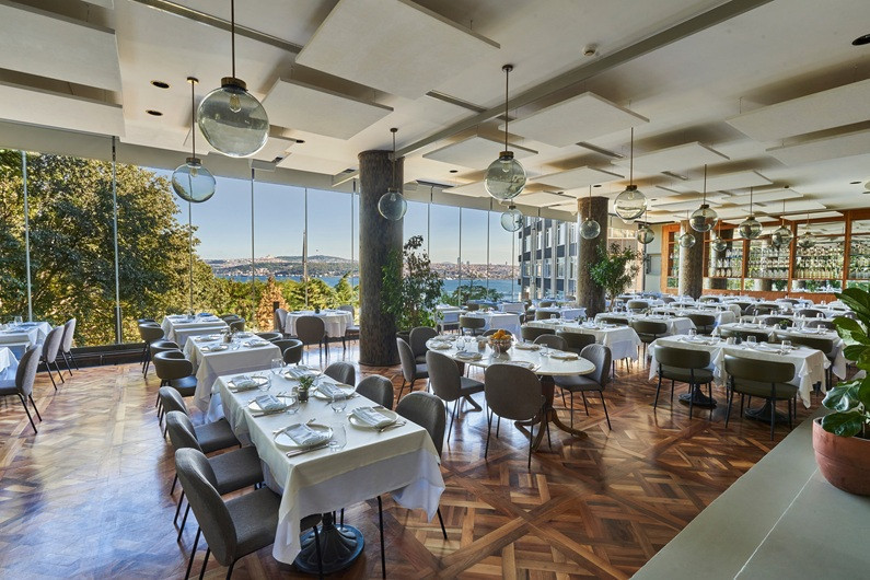 Şehrin Manzarasıyla Harmanlanan Kadim Bir Sofra - Resim : 1