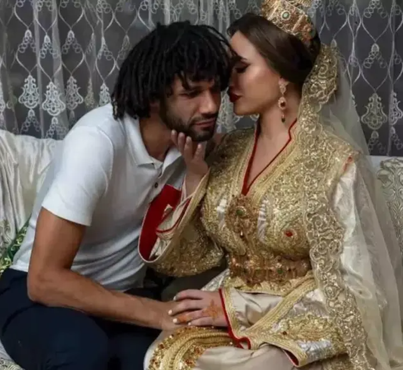 Beşiktaş'ın Eski Yıldızından Gizli Düğün! Evliyken Bir Kez Daha Evlendi... Peki Bu Mümkün mü? - Resim : 1