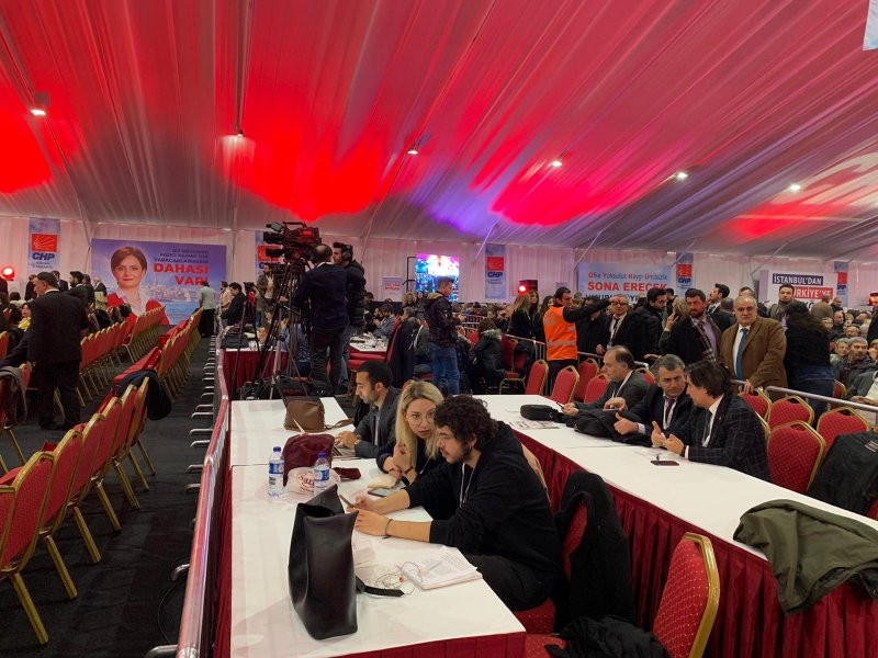 CHP İstanbul İl Kongresi'nden ilk kareler - Resim: 10