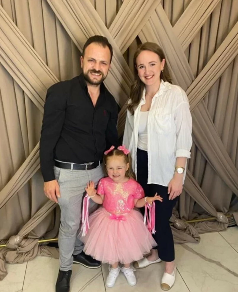 4 Yaşındaki Berra Kreş Havuzunda Boğulmuştu! Yaşanan Panik Anlarının Görüntüleri Ortaya Çıktı - Resim : 3