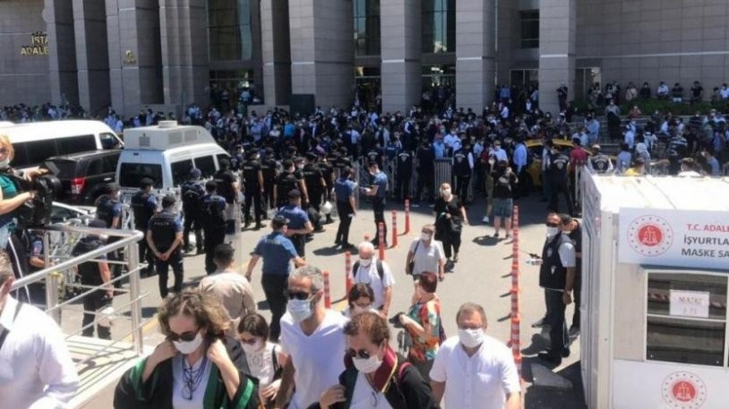 Avukatlardan, iktidarın çoklu baro sistemi düzenlemesine protesto - Resim: 6