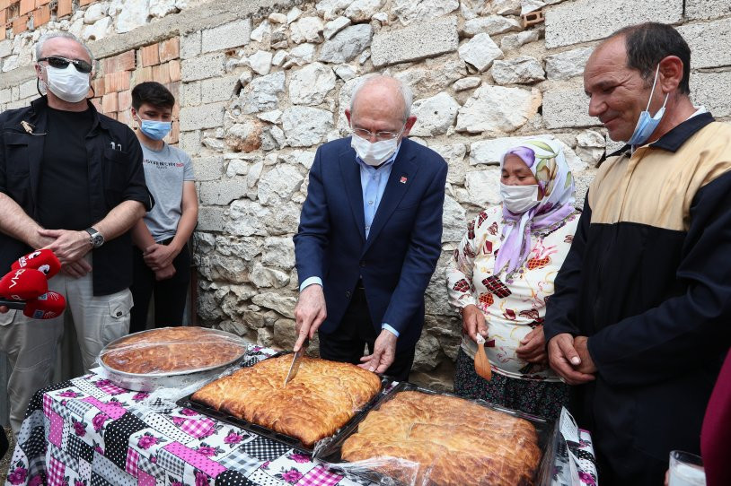 Kılıçdaroğlu, Burdur'da vatandaşlar ile bir araya geldi - Resim: 23