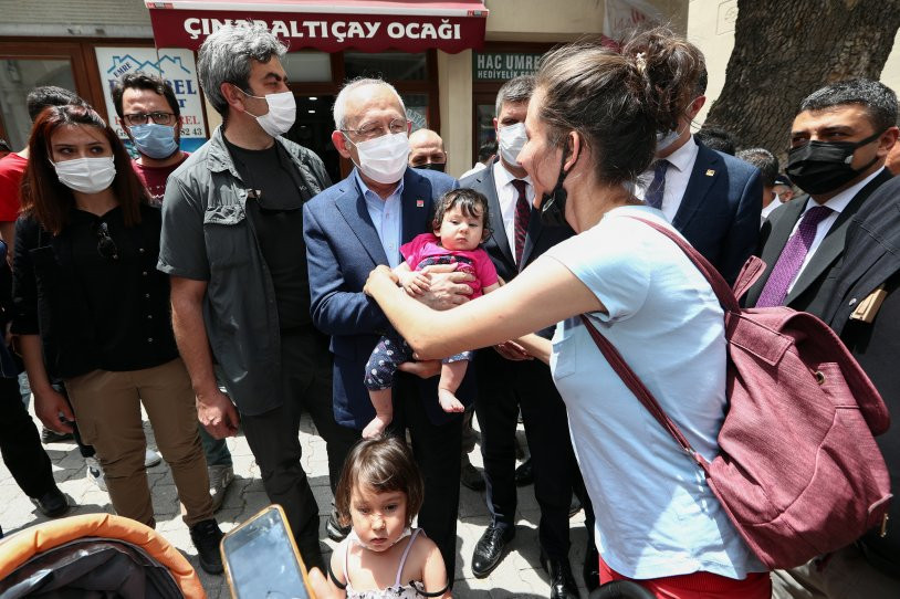 Kılıçdaroğlu, Burdur'da vatandaşlar ile bir araya geldi - Resim: 16