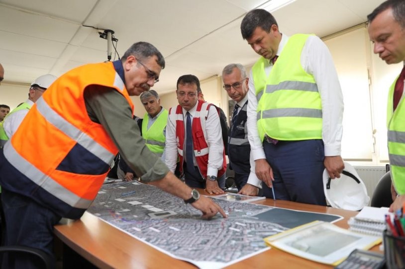 Ekrem İmamoğlu, Salı Pazarı, Gazhane Binaları ve Kurbağalıdere'de incelemelerde bulundu - Resim: 3