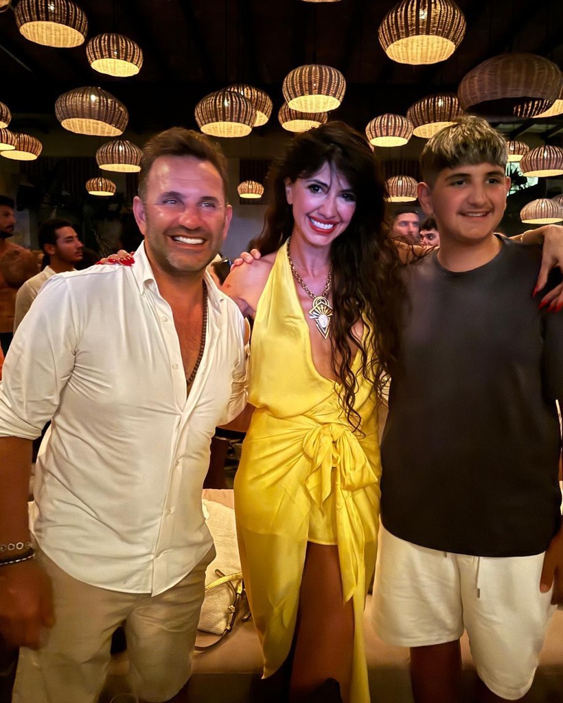 Okan Buruk Aşkta da Kazandı! Şampiyonluk Kutlamasındaki Bu Detay Sosyal Medyayı Salladı: 'The Winner One' - Resim : 2