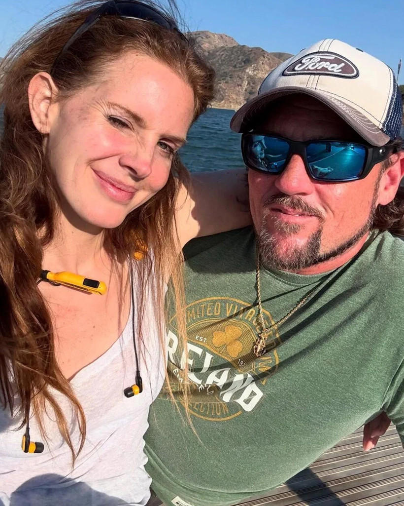 Evliliğini Yerden Yere Vurmuşlardı! Ünlü Şarkıcı Lana Del Rey, Eşiyle Düşman Çatlattı - Resim : 1