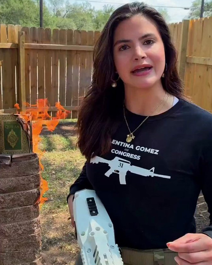 ABD'li Siyasetçiden Kan Donduran Video! Kur'an-ı Kerim Yakıp Elinde Silahla Müslümanları Hedef Aldı - Resim : 1