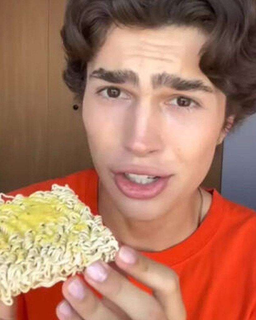 Sosyal Medya Akımı 13 Yaşındaki Çocuğu Öldürdü! Yediği Ramen Sonu Oldu - Resim : 1