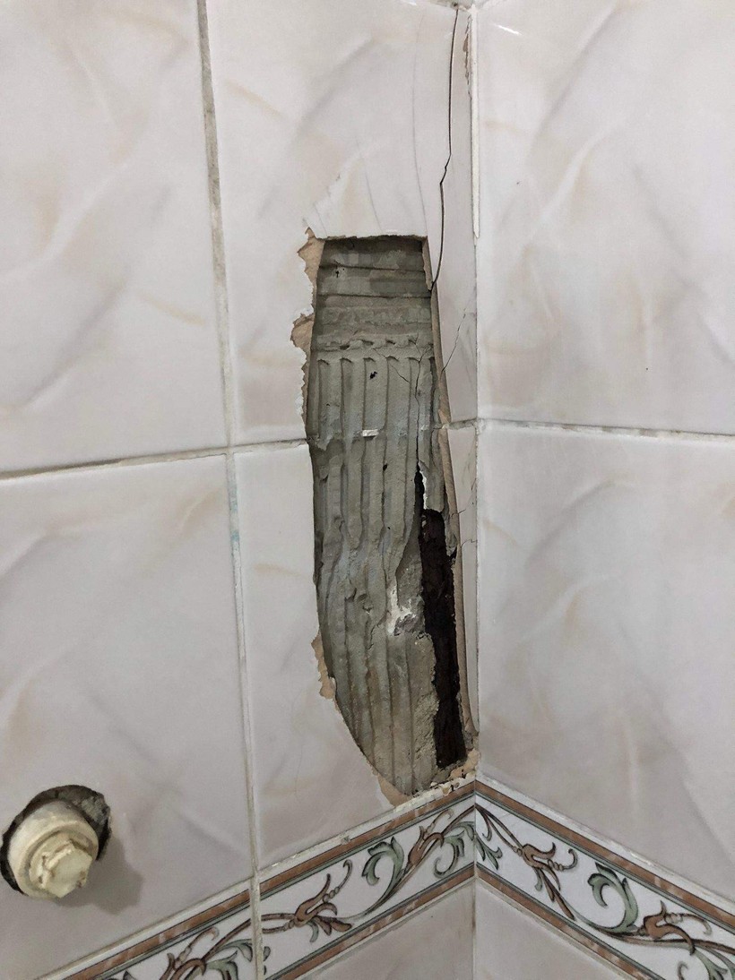 İstanbul'da 6 Katlı Binada Büyük Korku: Çatlaklar Oluştu, Sallanmaya Başladı - Resim : 2