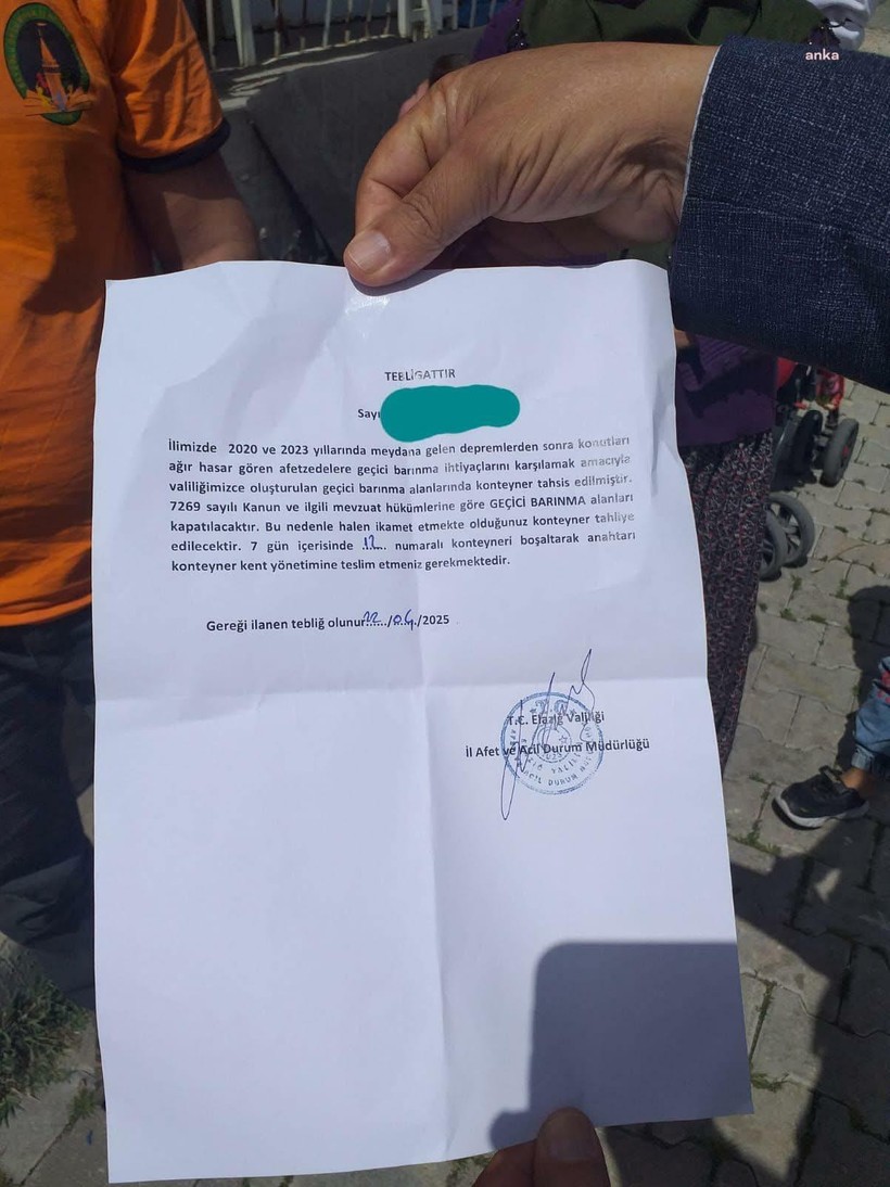 Elazığ’da Depremzedelerin Konteyner Kent Çığlığı: 'Gidecek Yerimiz Yok' - Resim : 1