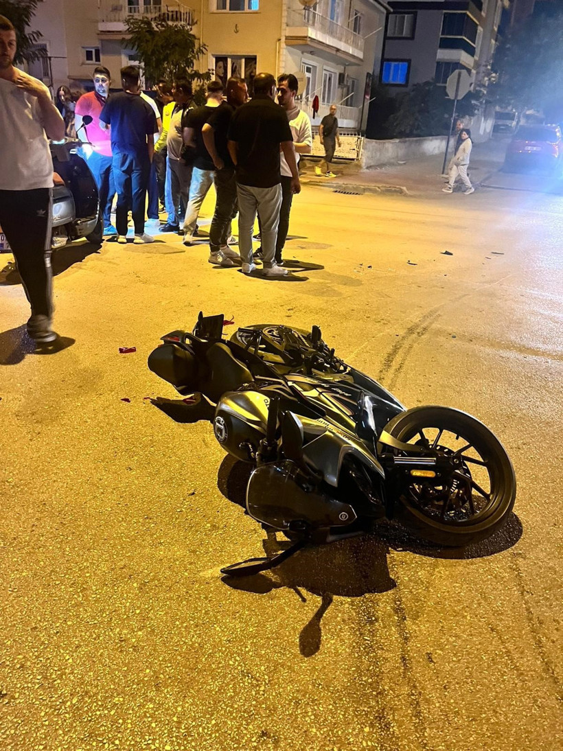 Amasya'da Kavşakta Motosiklete Çarpıp Kaçan Otomobil Sürücüsü Yakalandı - Resim : 2