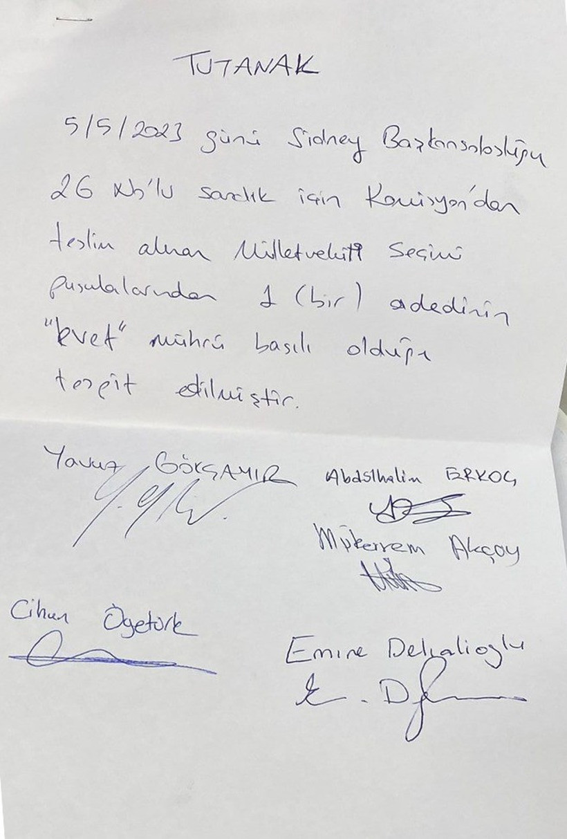 Yurt dışı sandıklarından neler oluyor? '720'lik açılmamış oy pusulalarında bir partinin mührü vurulmuş pusulalar çıkmış' - Resim : 4