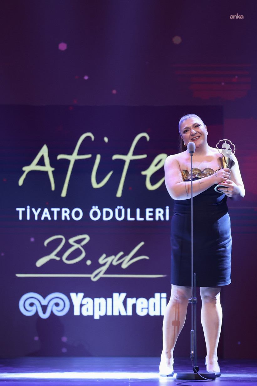 Tiyatronun 'Afife' Gecesi: Ödüller Sahiplerini Buldu - Resim : 1