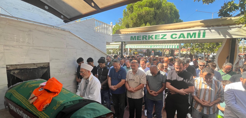 İzmir’de Ebrar’ı Ölüme Götüren Korkunç İhmaller Zinciri! Asansörden Düşen Koltuk Mezarı Oldu - Resim : 1