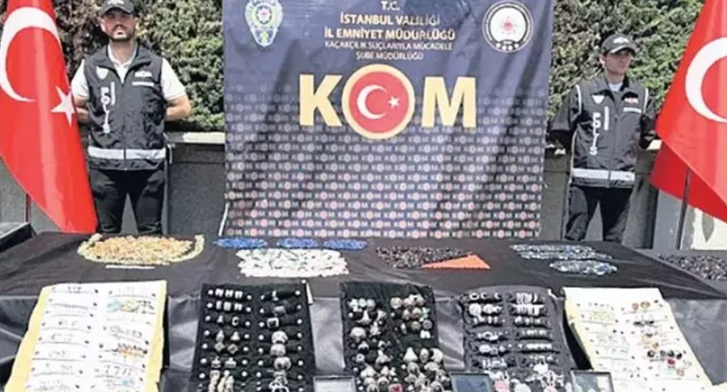 Kapalıçarşı'daki Milyarlık Kaçak Pırlanta Vurgununda Flaş Detaylar... 'Big Boss'un Yazışmaları Ortaya Çıktı, Türkiye'ye Bu Yöntemle Sokmuşlar! - Resim : 3