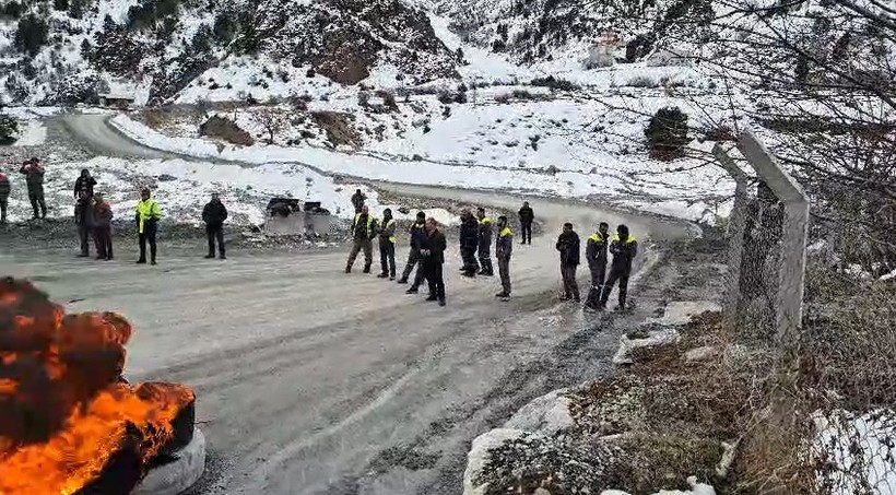 Niğde'de Maden İşçileri Direnişte! 110 İşçiyi Birden İşten Çıkardılar! - Resim : 1