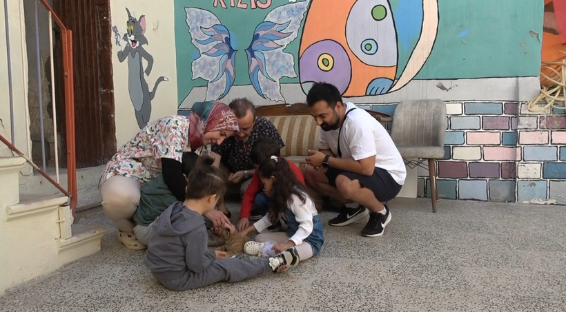 Yürekleri Pamuk Gibi Yapan Sevgi Zinciri! Otizmli Çocuklar Minik Dostlarıyla Buluştu - Resim : 2