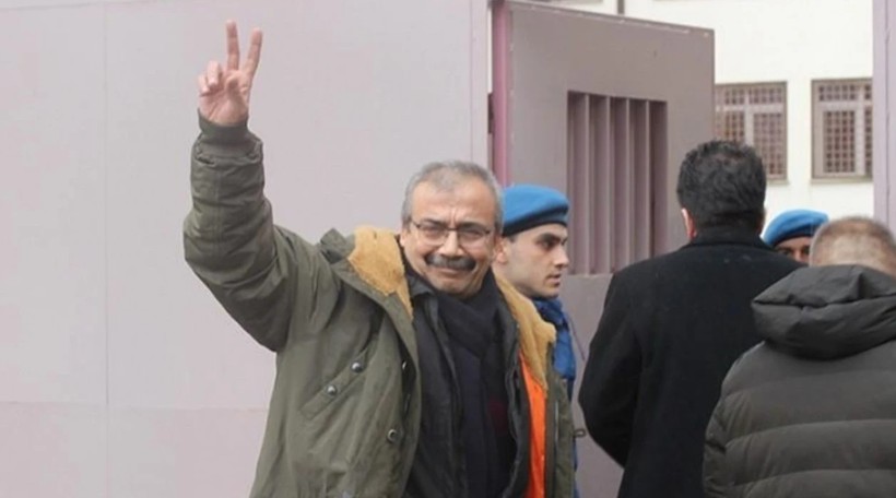 Sırrı Süreyya Önder Hayatını Kaybetti - Resim : 5