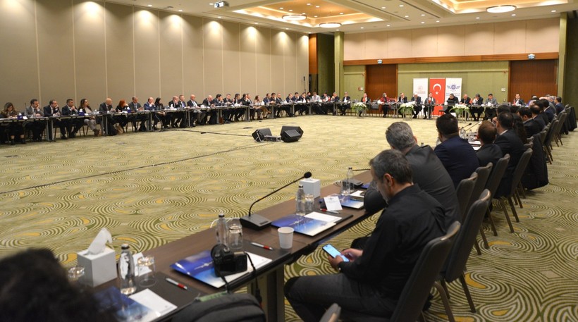 Lüks Oteldeki Havacılık Zirvesine CHP'den Tepki - Resim : 2