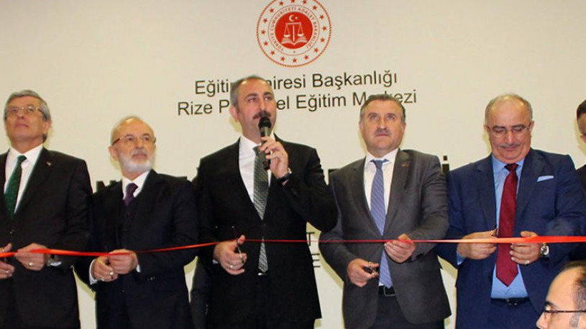 Adalet Bakanı Gül: Yargıdan temizlendiler