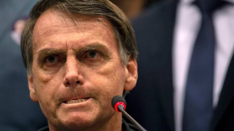 Bolsonaro: Kafasına sıkmak zorundayım