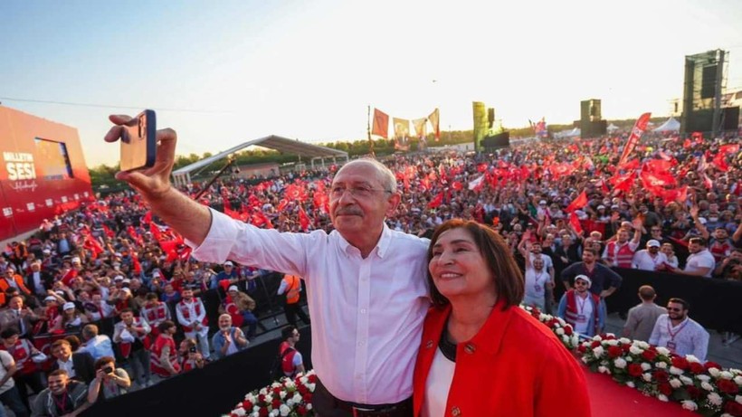 Selvi Kılıçdaroğlu: Son zamanlarda en çok sevdiğim fotoğraflarımızdan biri