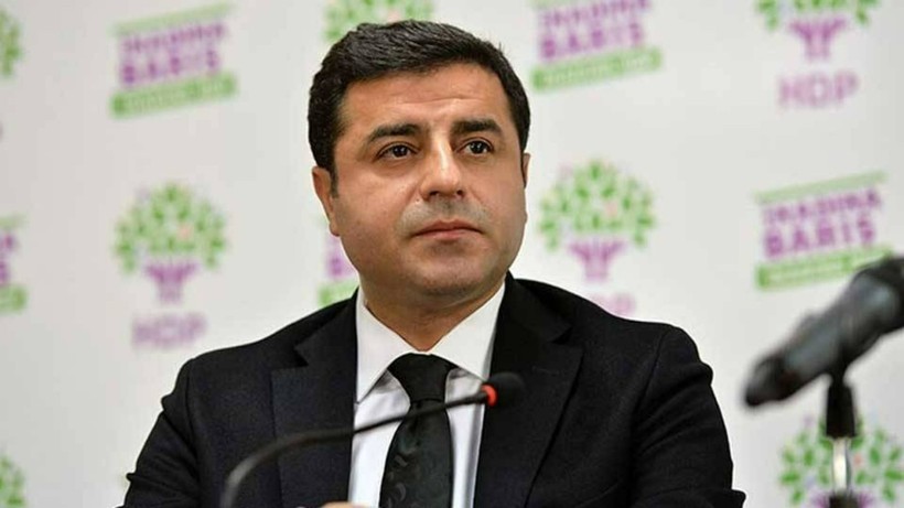 Demirtaş, dün saat vermişti: Beklenen açıklamayı yaptı: "Erdoğan’ın derdi silahların bırakılması değil, seçim öncesinde bunun açıklanmasıydı sadece"