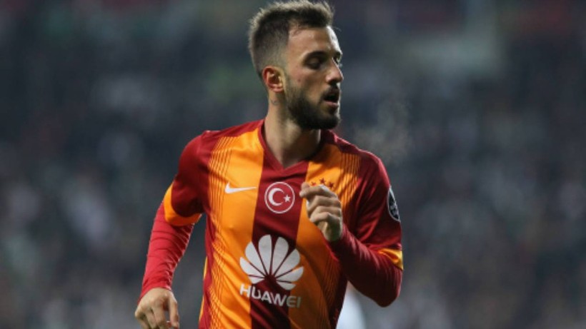 Emre Çolak'a ait 3.2 milyon doların görüntüleri ortaya çıktı: Seçil Erzan'ın ortağı dolarlarla koşarak uzaklaştı