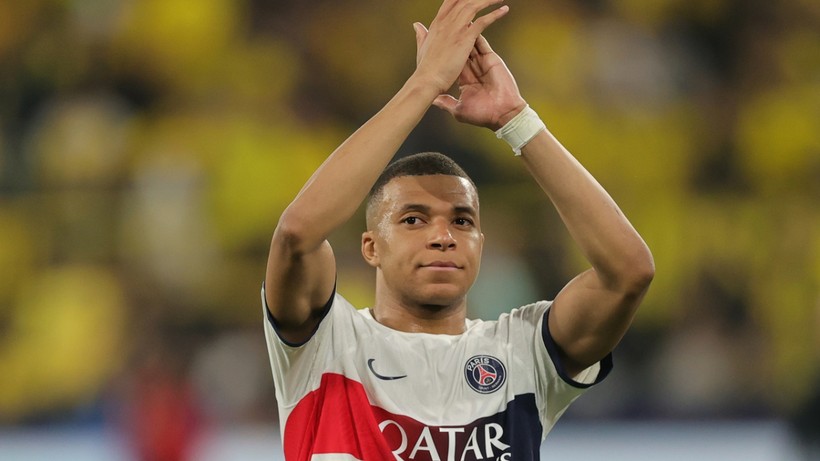 Resmen açıkladı: Mbappe, PSG'ye veda etti