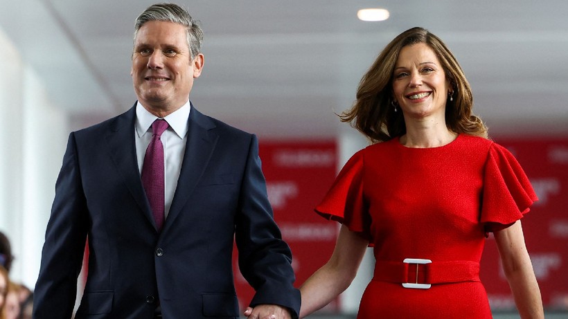 İngiltere'nin Yeni "First Lady"si: Victoria Starmer Kimdir?