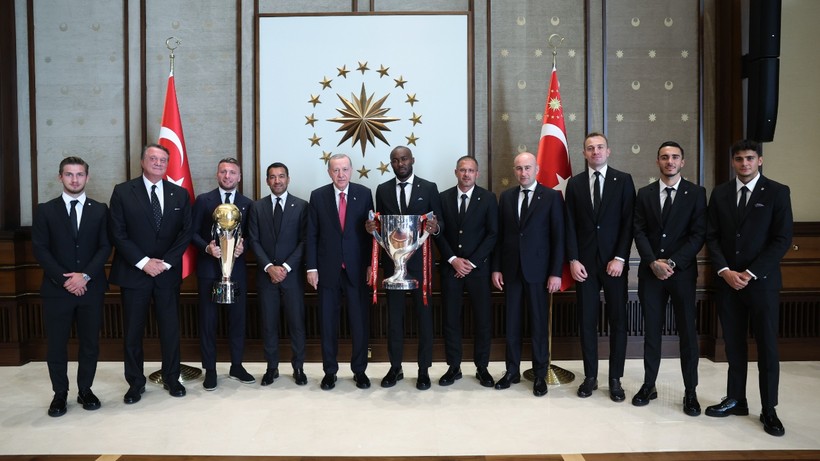 Beşiktaş'tan Cumhurbaşkanı Erdoğan'a Ziyaret