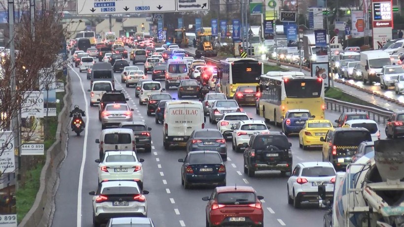 Pazar Günü Bu Yollar Trafiğe Kapalı Olacak