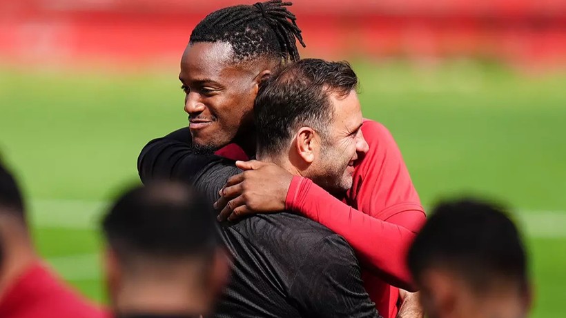 Michy Batshuayi'den Ortalığı Karıştıracak 'Okan Buruk' İtirafı! Meğerse Beşiktaş ve Fenerbahçe'de Oynarken...