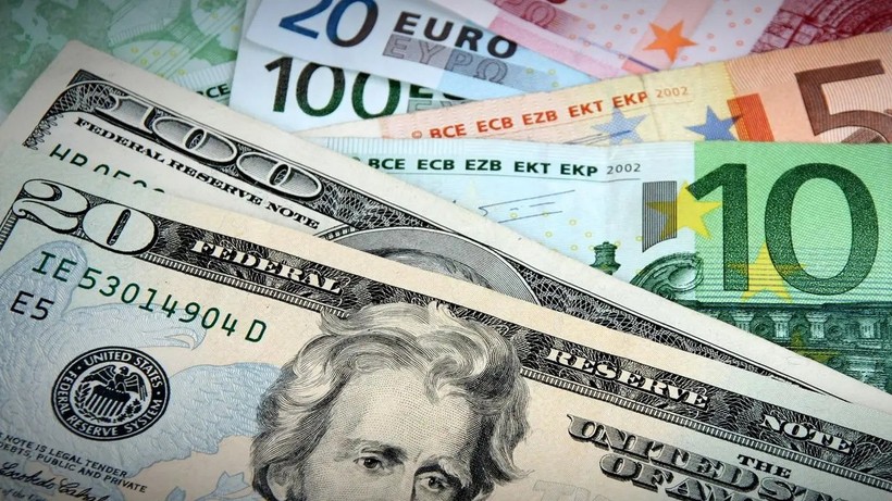 Dolar/Euro Güne Nasıl Başladı? İşte İlk Rakamlar