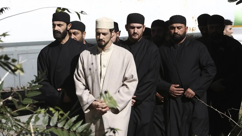 Kızıl Goncalar'da Bomba Ayrılık! Ünlü İsim Diziye Veda Etti, Yeni Oyuncular Geliyor