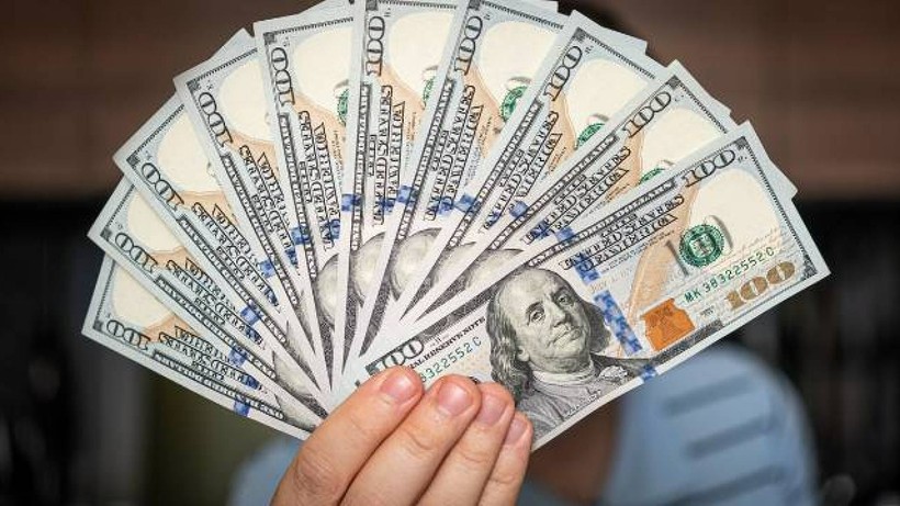 Dolar Yeni Haftaya Nasıl Başladı?